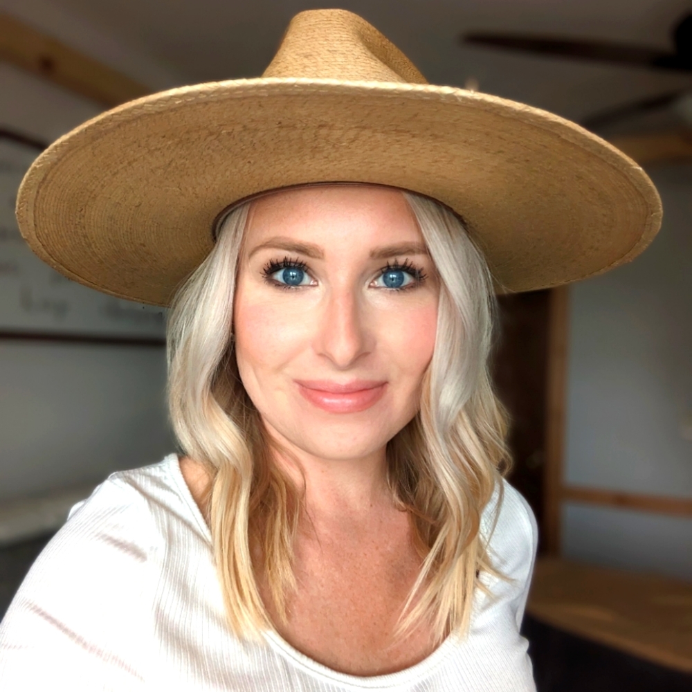 Meet your Posher, Janessa